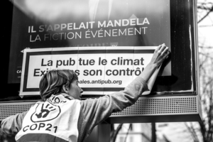 “La publicité tue le climat” : l’appel à agir d’urgence lancé par les citoyen·nes aux candidat·es pour les municipales : image à la une