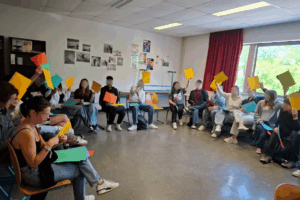 Rencontre au lycée la Mare Carrée. L’engagement associatif est-il politique ? : image à la une